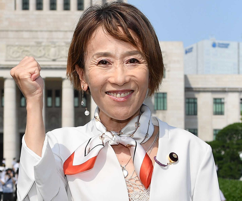 維新・松野明美議員「日本は深夜に女性が1人でジョギングできない治安の悪い国になった」