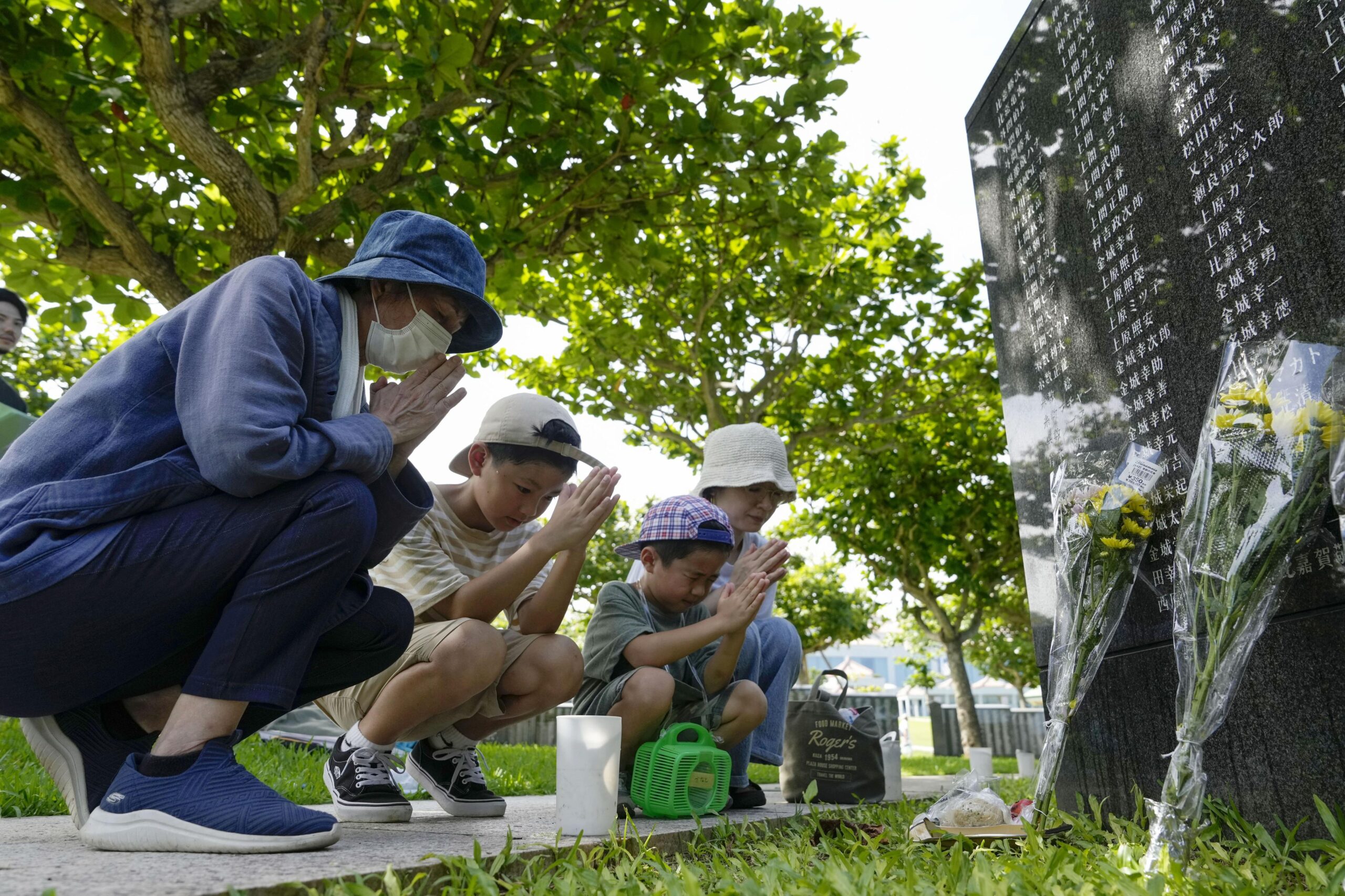 【東京新聞】 沖縄戦終結７９年、不戦誓う　慰霊の日、犠牲２０万人追悼