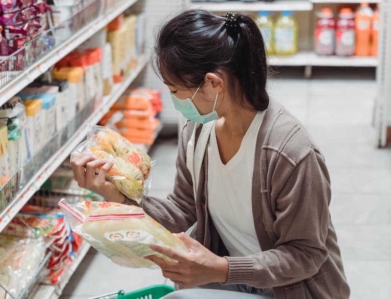 【値上げ】「ステルス値上げ」ラッシュが庶民を襲う…価格改定に消費者ウンザリ、中身減しか打つ手なし