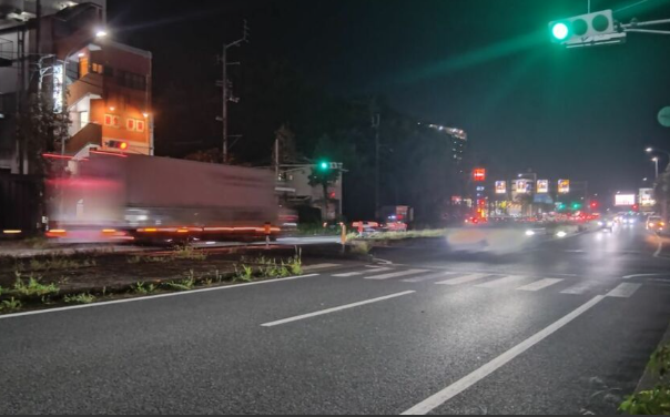 【高知市】塾に行く途中…小学6年生の女子児童が車にはねられ意識不明…「信号をよく見ていなかった」70歳女を現行犯逮捕、赤信号進入か