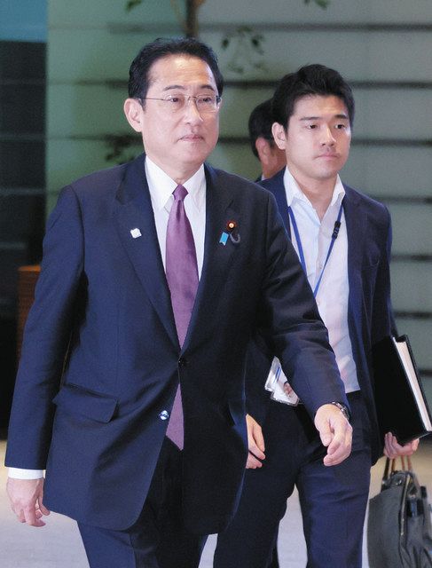 【衆院選】岸田前首相が、長男・翔太郎秘書と全国各地を駆けずり回る！”モノマネ芸人コロッケと豪華な“演説リレー”も