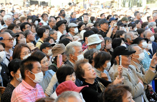 自公過半数、微妙な情勢　自民は単独過半数割れの公算　朝日情勢調査