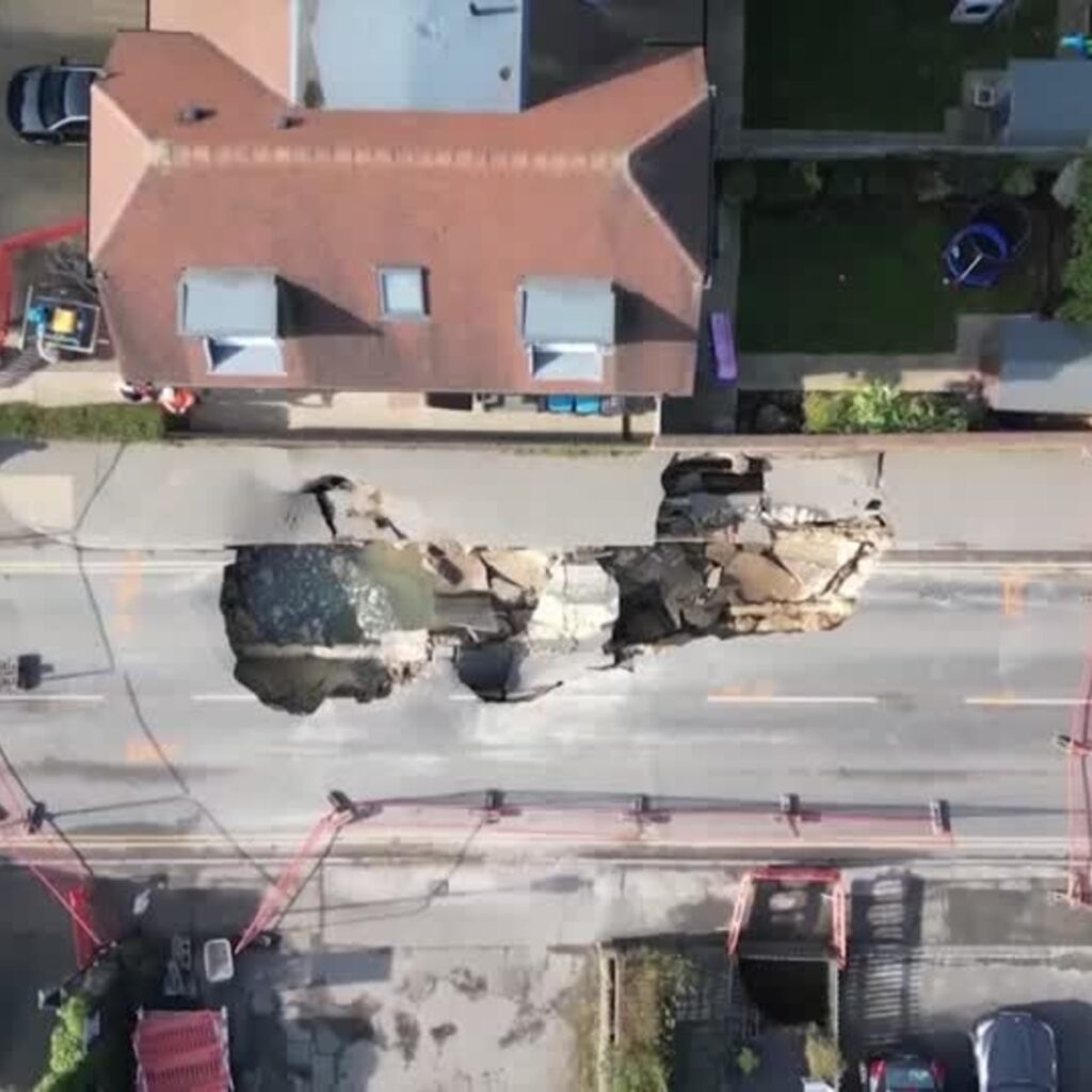 今度はロンドンで道路陥没　爆発の恐れ有り住民に避難指示